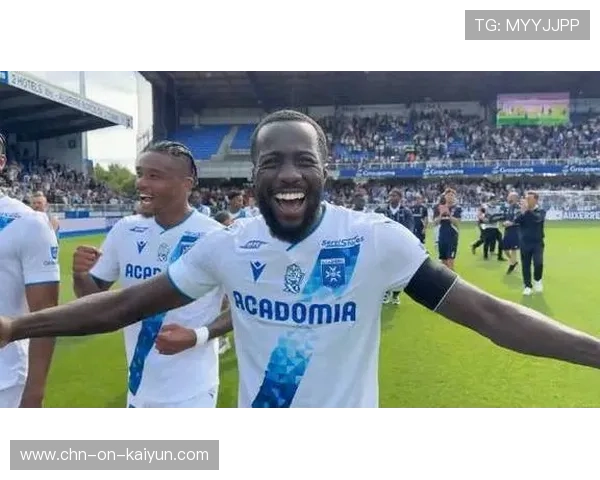 欧塞尔战平里昂，中场新援表现获认可